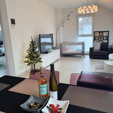 Appartement Bes,, Attique Neuf Avec Confort Wittenheim Exterior foto