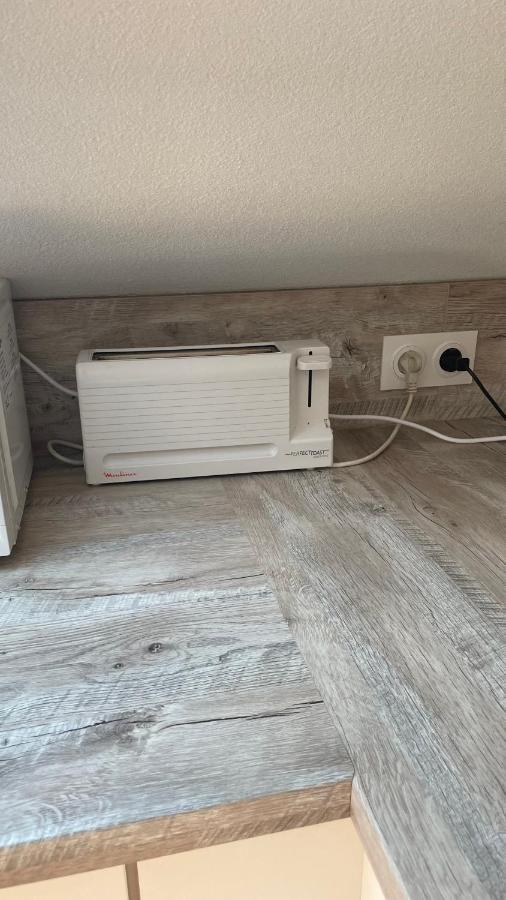 Appartement Bes,, Attique Neuf Avec Confort Wittenheim Exterior foto