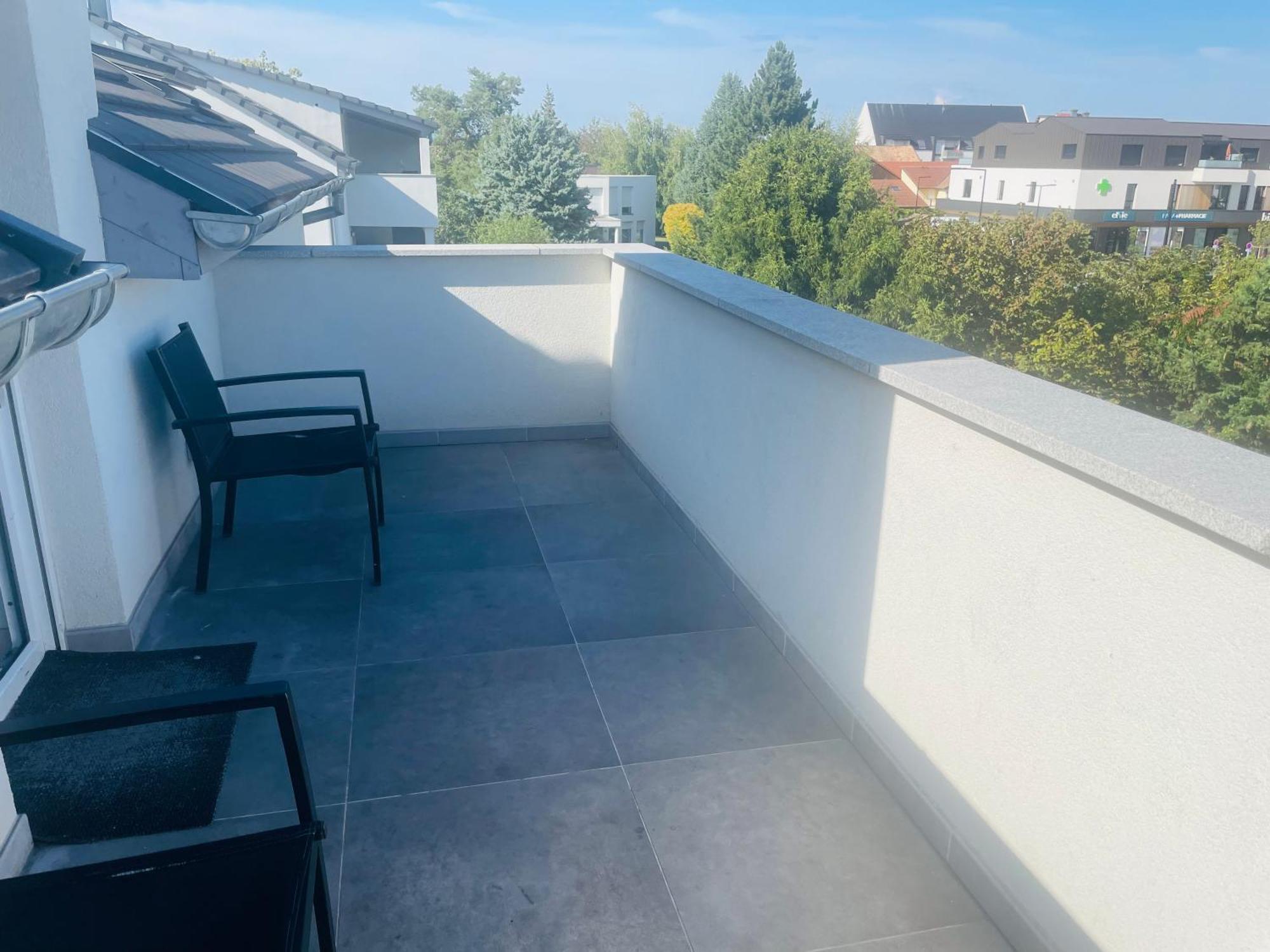 Appartement Bes,, Attique Neuf Avec Confort Wittenheim Exterior foto
