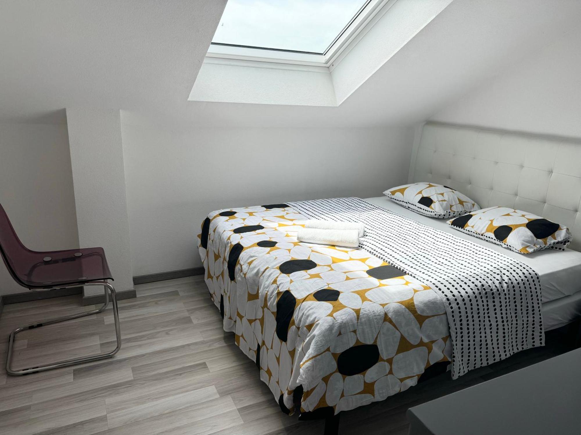 Appartement Bes,, Attique Neuf Avec Confort Wittenheim Exterior foto