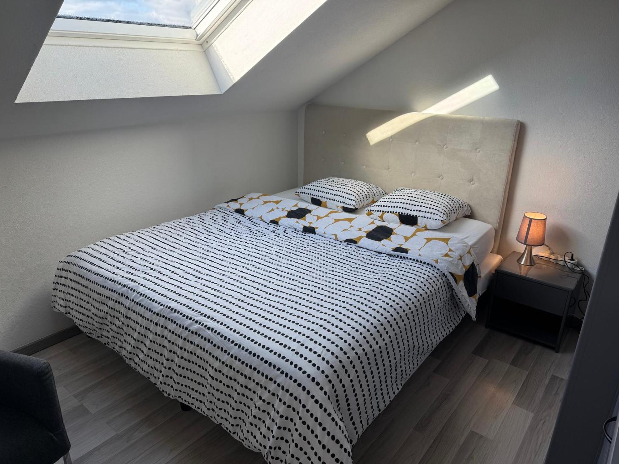 Appartement Bes,, Attique Neuf Avec Confort Wittenheim Exterior foto